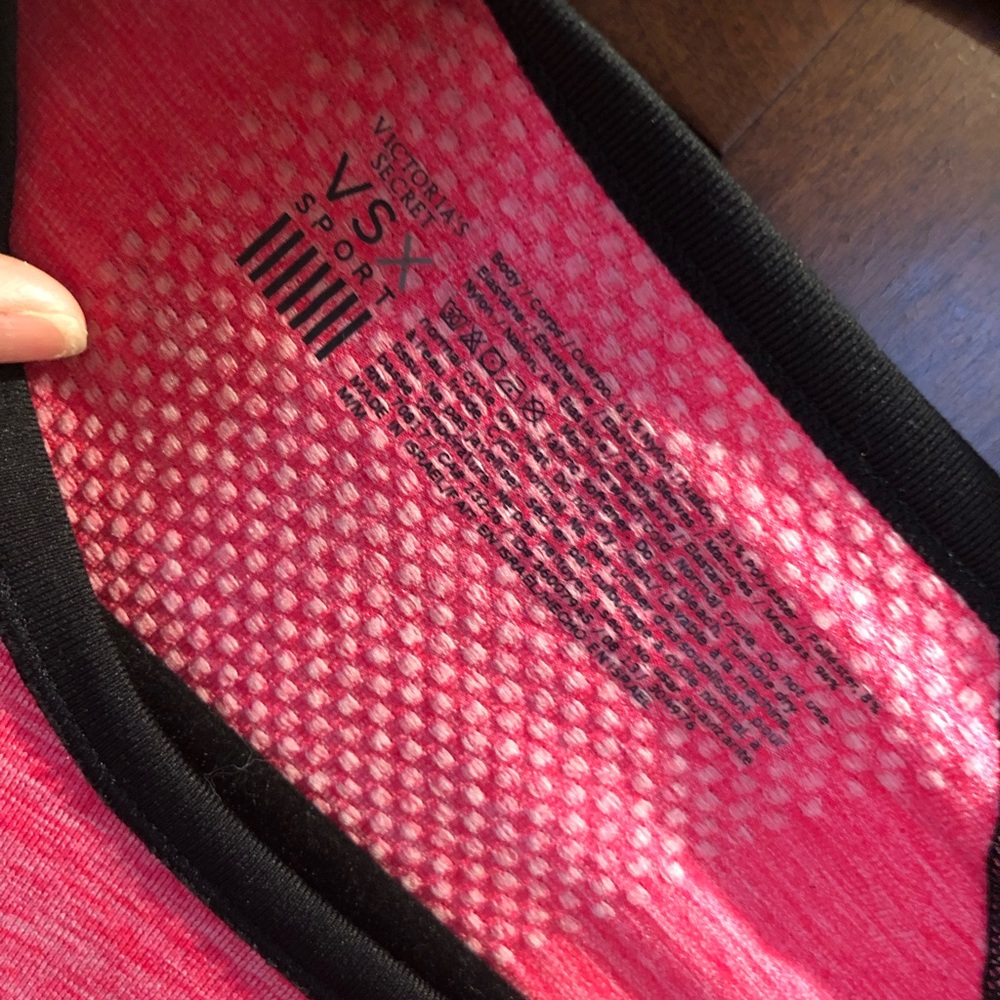 Victoria’s Secret Sport top - Picture 3 of 3